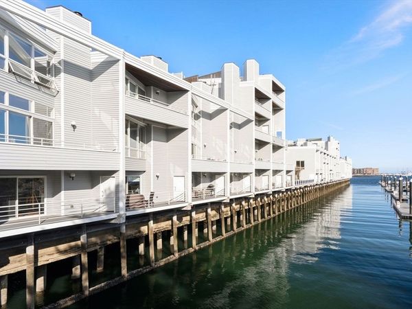 65 Constellation Wharf, Unit 65, Boston, MA 02129