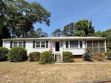 2305 Lora Lane, Raleigh, NC 27604