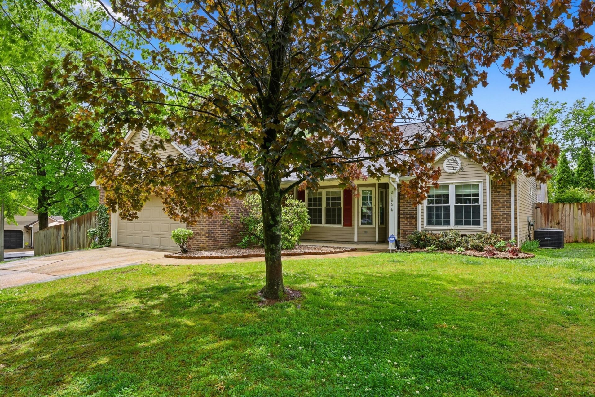 2186 Stonewood Lane, Lexington, KY 40509 Main Photo