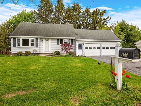 309 Davis Street, East Syracuse, NY 13057