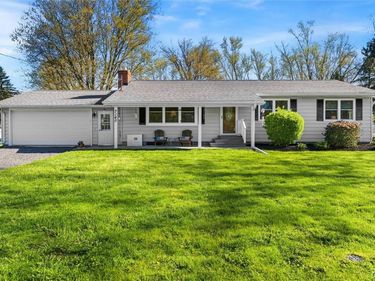 7140 N Division Street Road, Auburn, NY 13021
