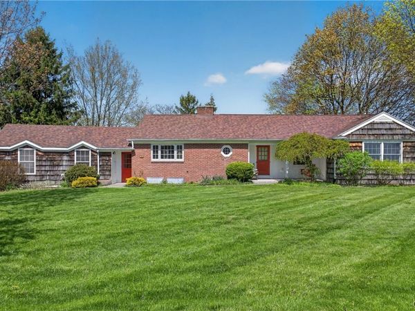 7881 Salt Springs Road, Fayetteville, NY 13066