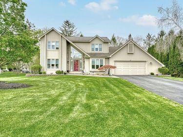 15 Corral Drive, Penfield, NY 14526