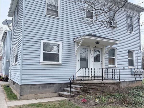 1780 Falls Street , Niagara Falls, NY 14303