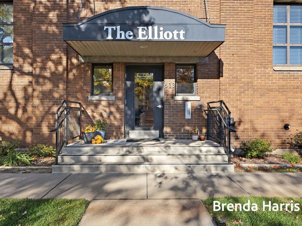 633 Elliott Avenue, Unit #12, Grand Haven, MI 49417