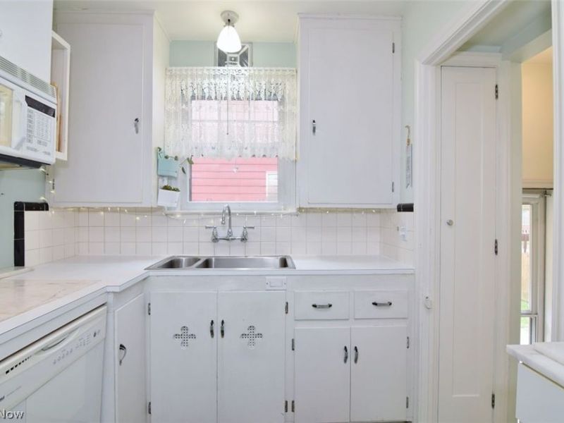 1272 Winston Road, South Euclid, OH 44121 Photo 11