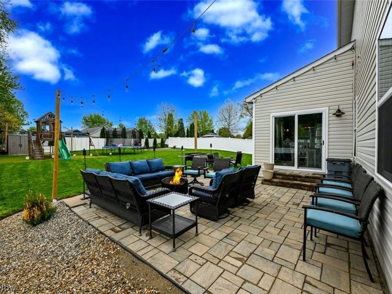 3021 Stonehurst Road, Uniontown, OH 44685 Photo 5