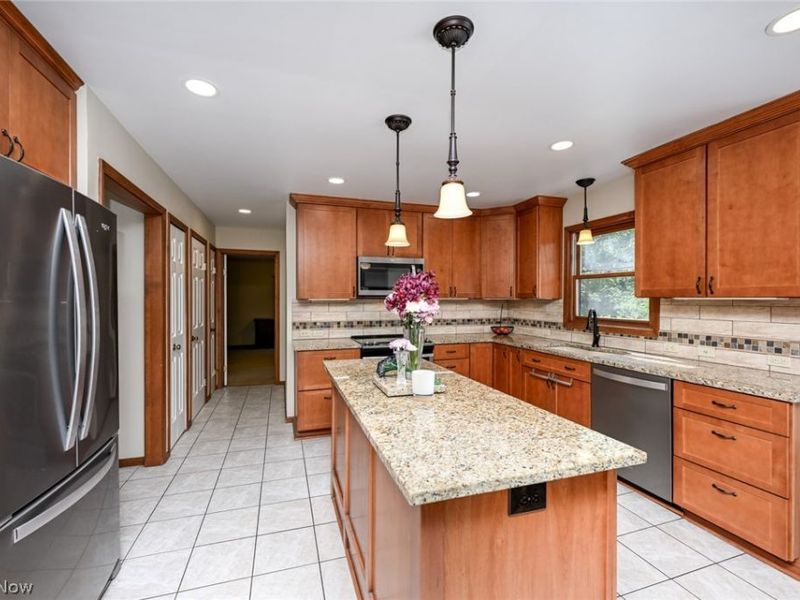 11040 Brookview Drive, Brecksville, OH 44141 Photo 7