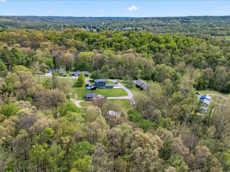 3667 Sunset Drive, Zanesville, OH 43701 Photo 3