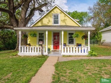 9424 N 30 Street, Omaha, NE 68112
