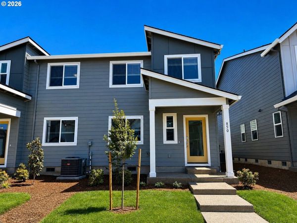 850 SIFUENTEZ CT, Woodburn, OR 97071