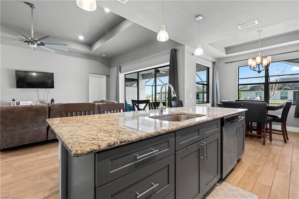 1233 NW 18th St, Cape Coral, FL 33993 Photo