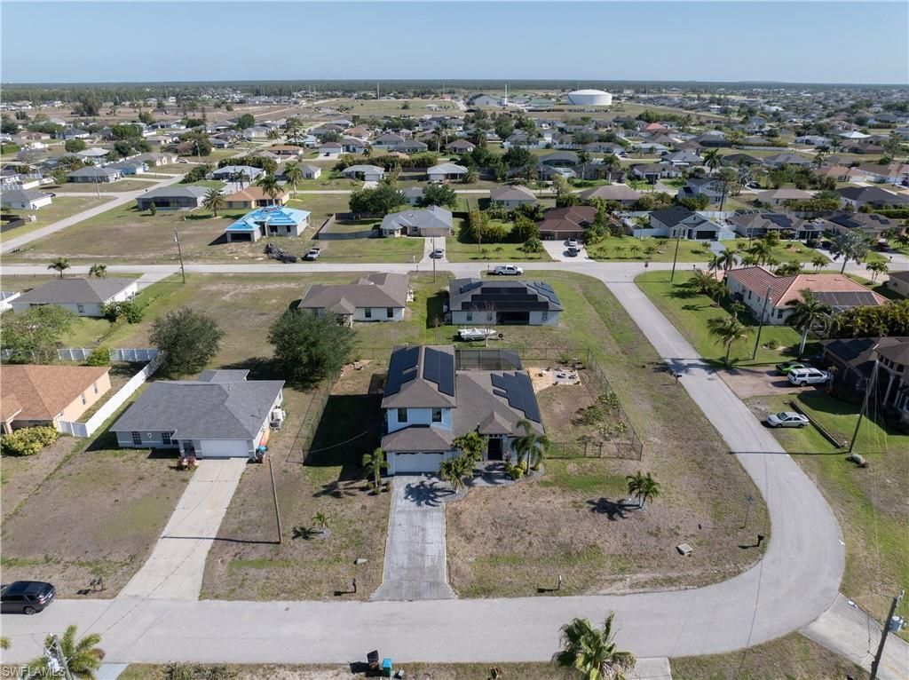 1233 NW 18th St, Cape Coral, FL 33993 Photo