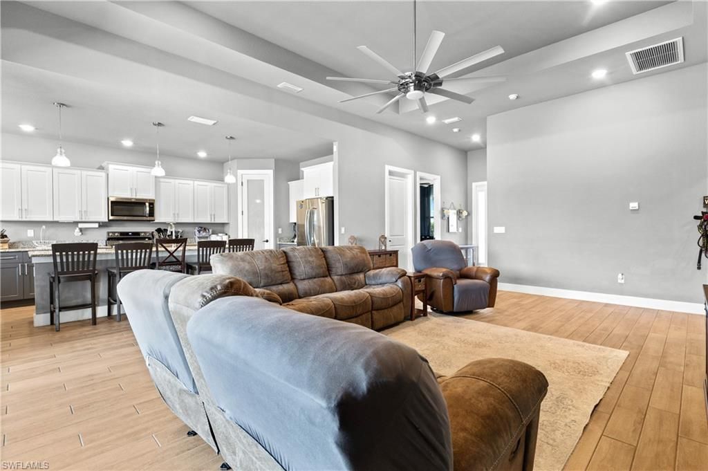 1233 NW 18th St, Cape Coral, FL 33993 Photo