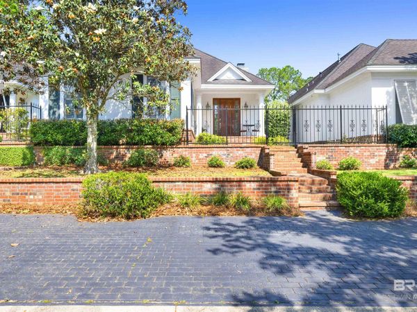 17030 Tennis Club Drive, Unit V-2B, Fairhope, AL 36532