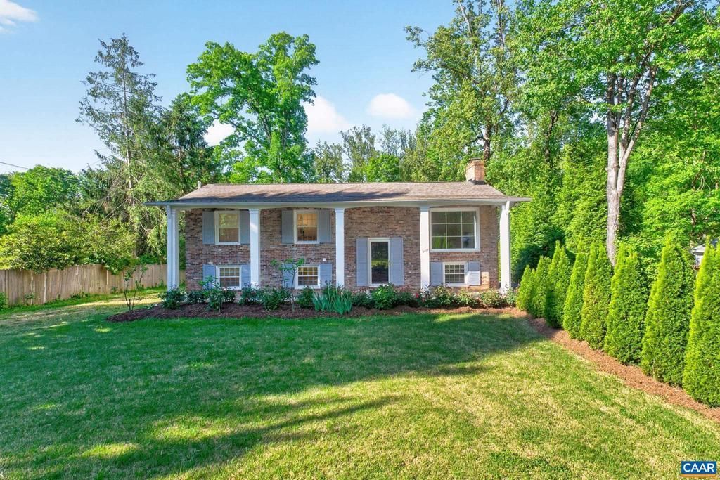 2417 Angus Rd, Charlottesville, VA 22901 Main Photo