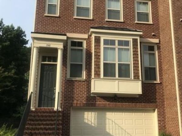 1581 Mosaic Way , Smyrna, GA 30080