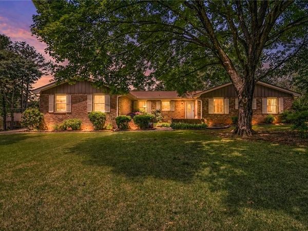 4465 Lisa Way NW, Lilburn, GA 30047