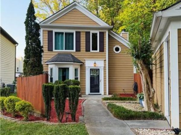 1646 Esquire Place , Norcross, GA 30093