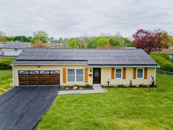 13 Filmore St, Washington, NJ 07882