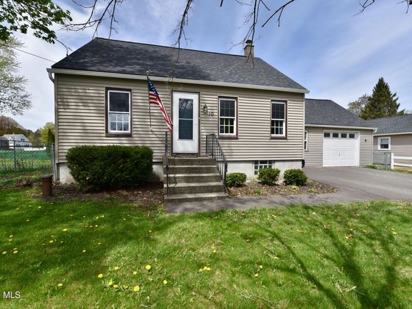 10 Koon Street, Wynantskill, NY 12198