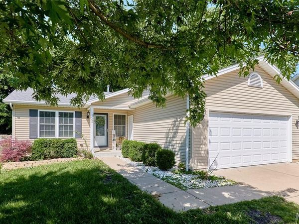 1605 Fairwood Forest Drive , St Peters, MO 63376
