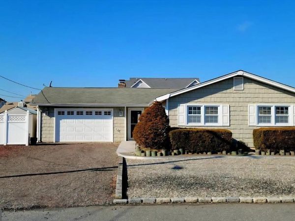 805 FOREPEAK DRIVE , FORKED RIVER, NJ 08731