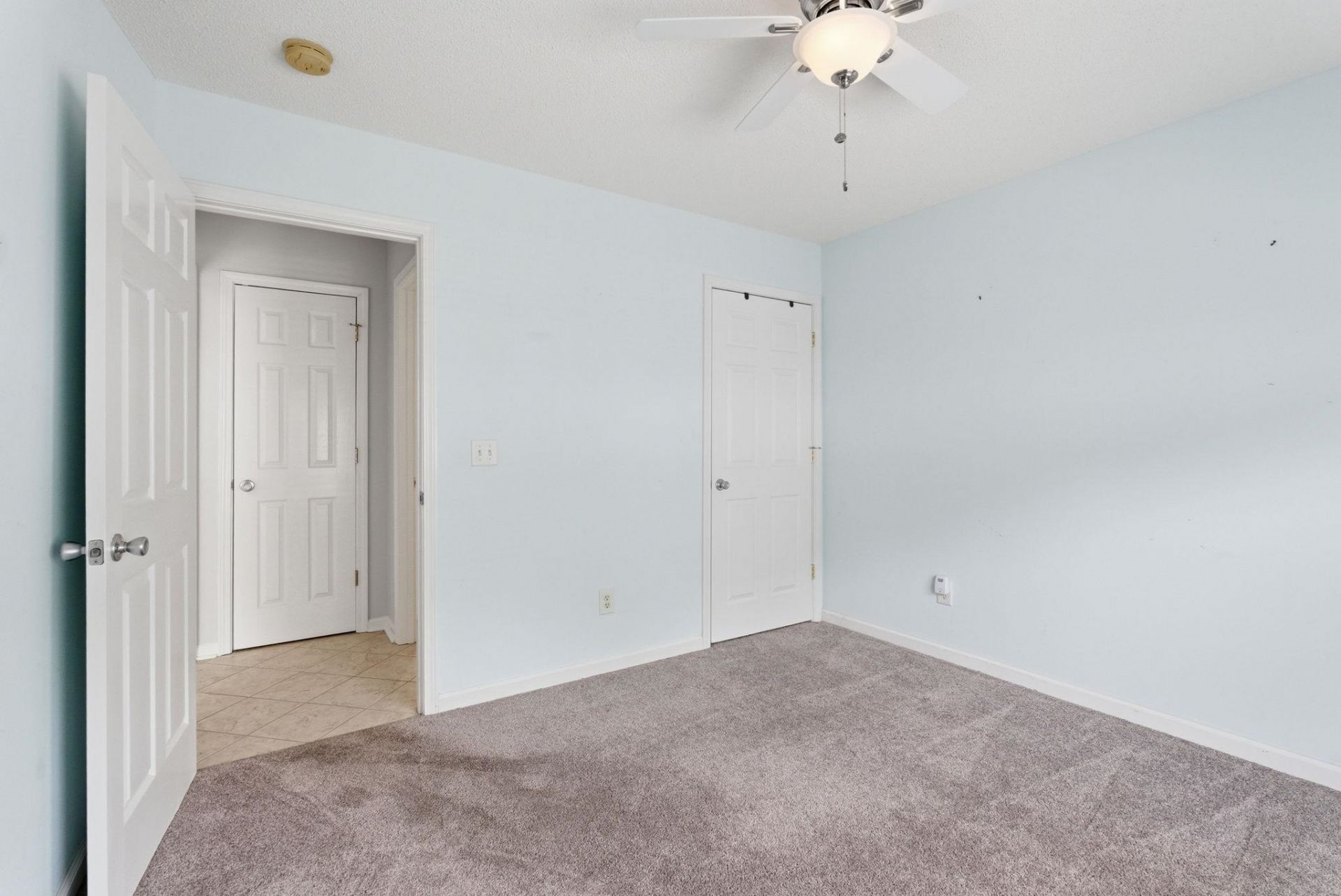 300 Country Manor Dr. Photo 32