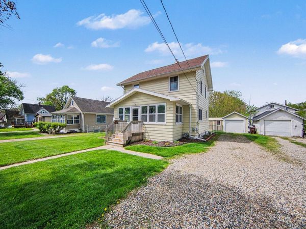 342 N Grinnell Street, Jackson, MI 49202