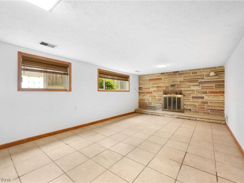 2862 Byron Drive, North Canton, OH 44720 Photo 12