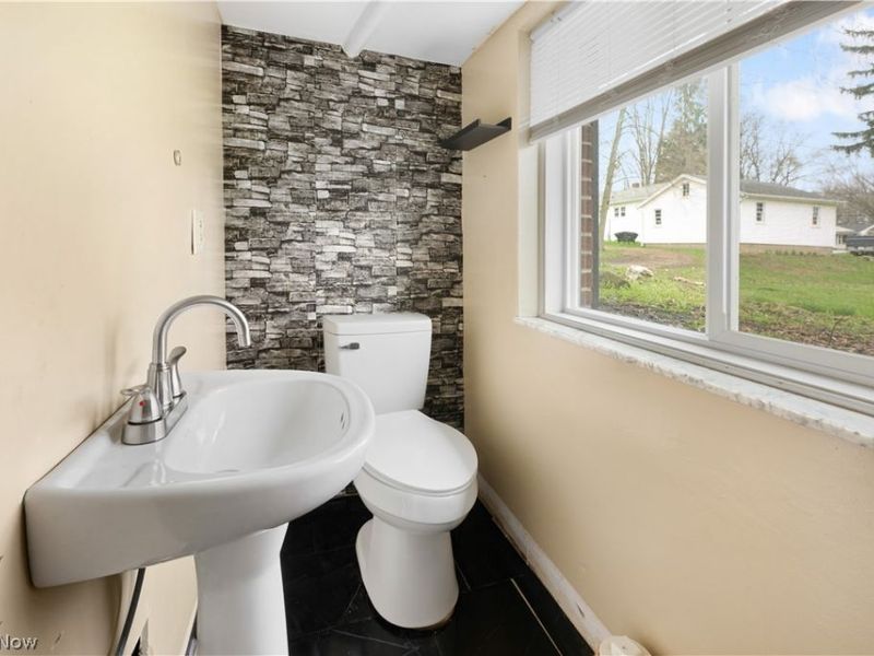 2862 Byron Drive, North Canton, OH 44720 Photo 15