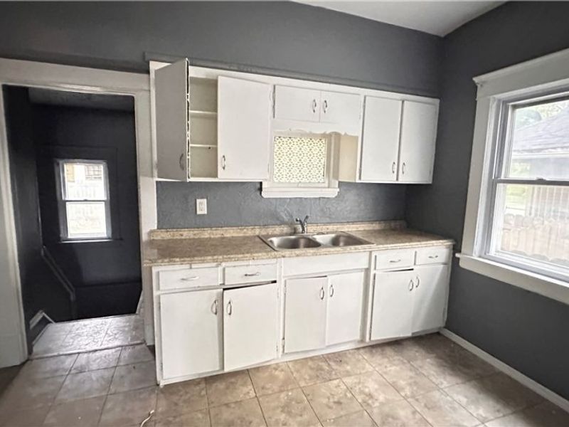 11308 Durant Avenue, Cleveland, OH 44108 Photo 8