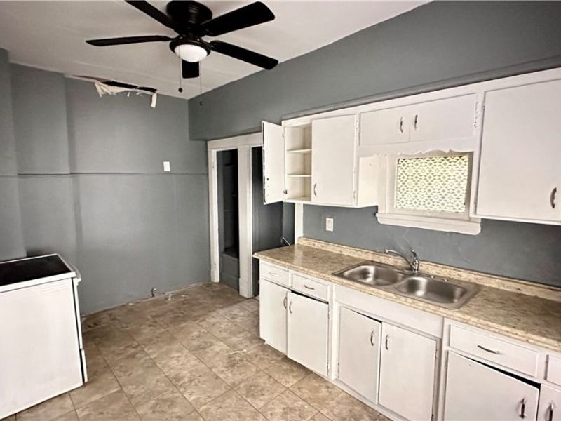 11308 Durant Avenue, Cleveland, OH 44108 Photo 9