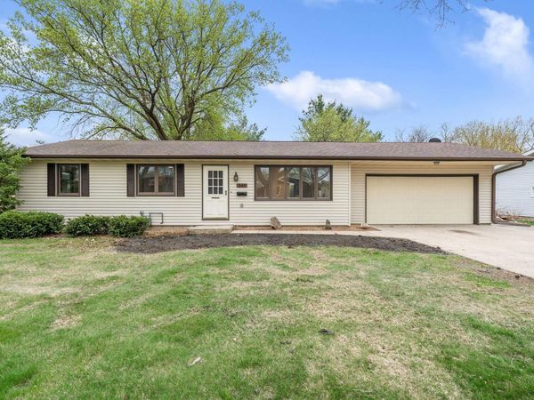 349 13th Street SW, Owatonna, MN 55060