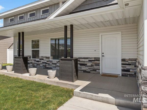 1204 5th Ave E, Jerome, ID 83338