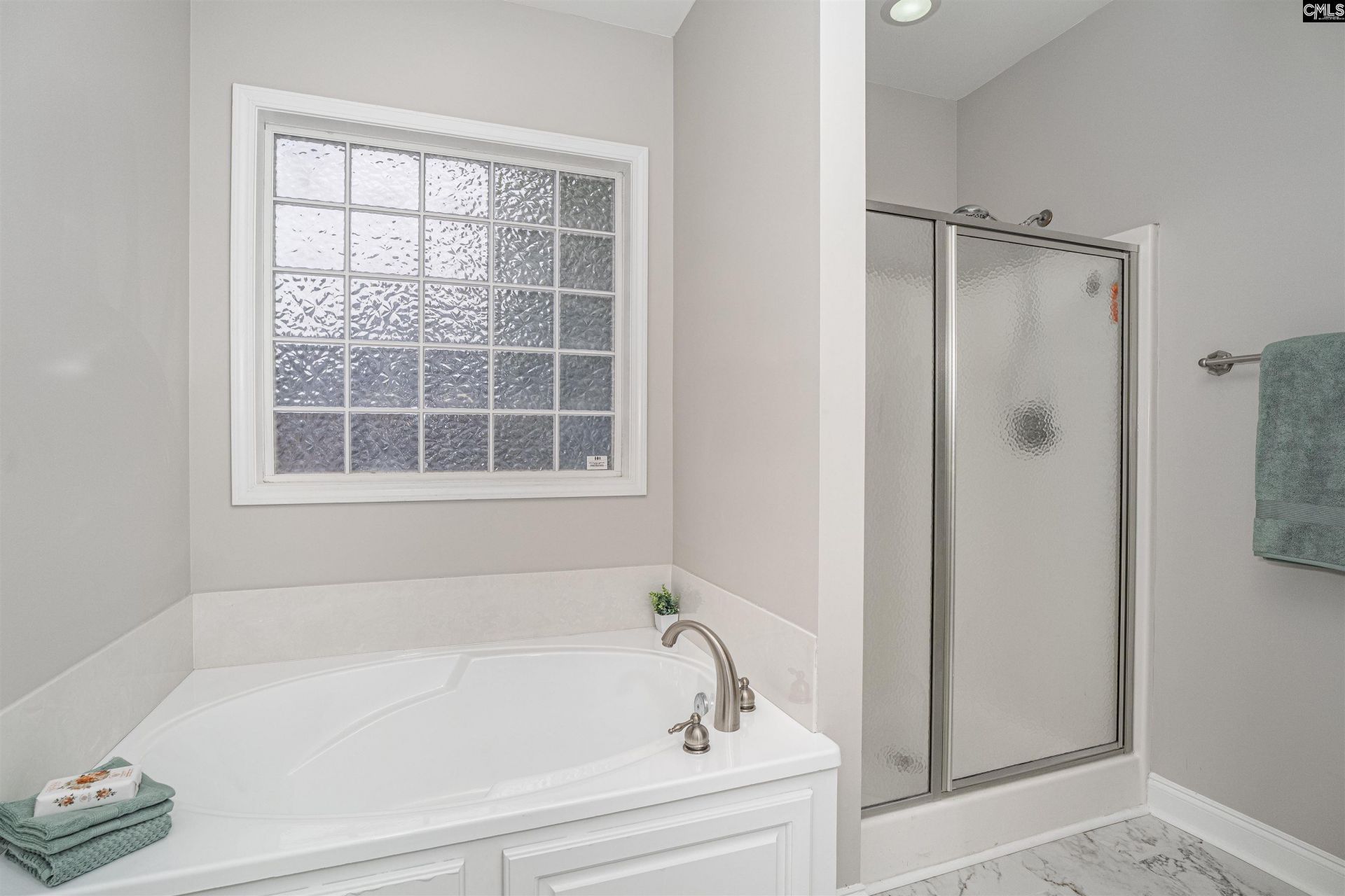 106 Falling Leaf Lane  Photo 19