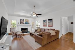 1024 Hampton Crest Drive photo 4