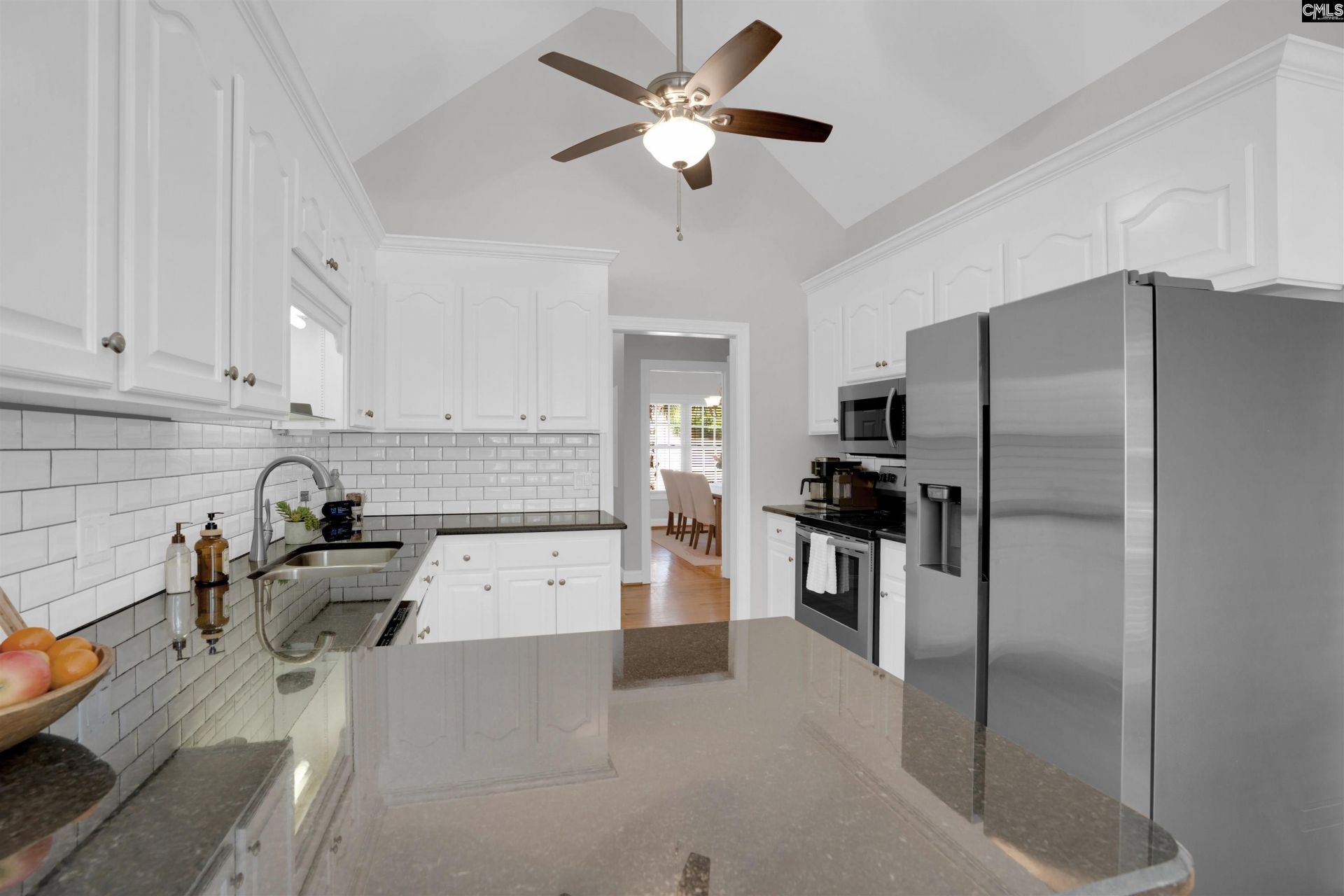 1024 Hampton Crest Drive Photo 9