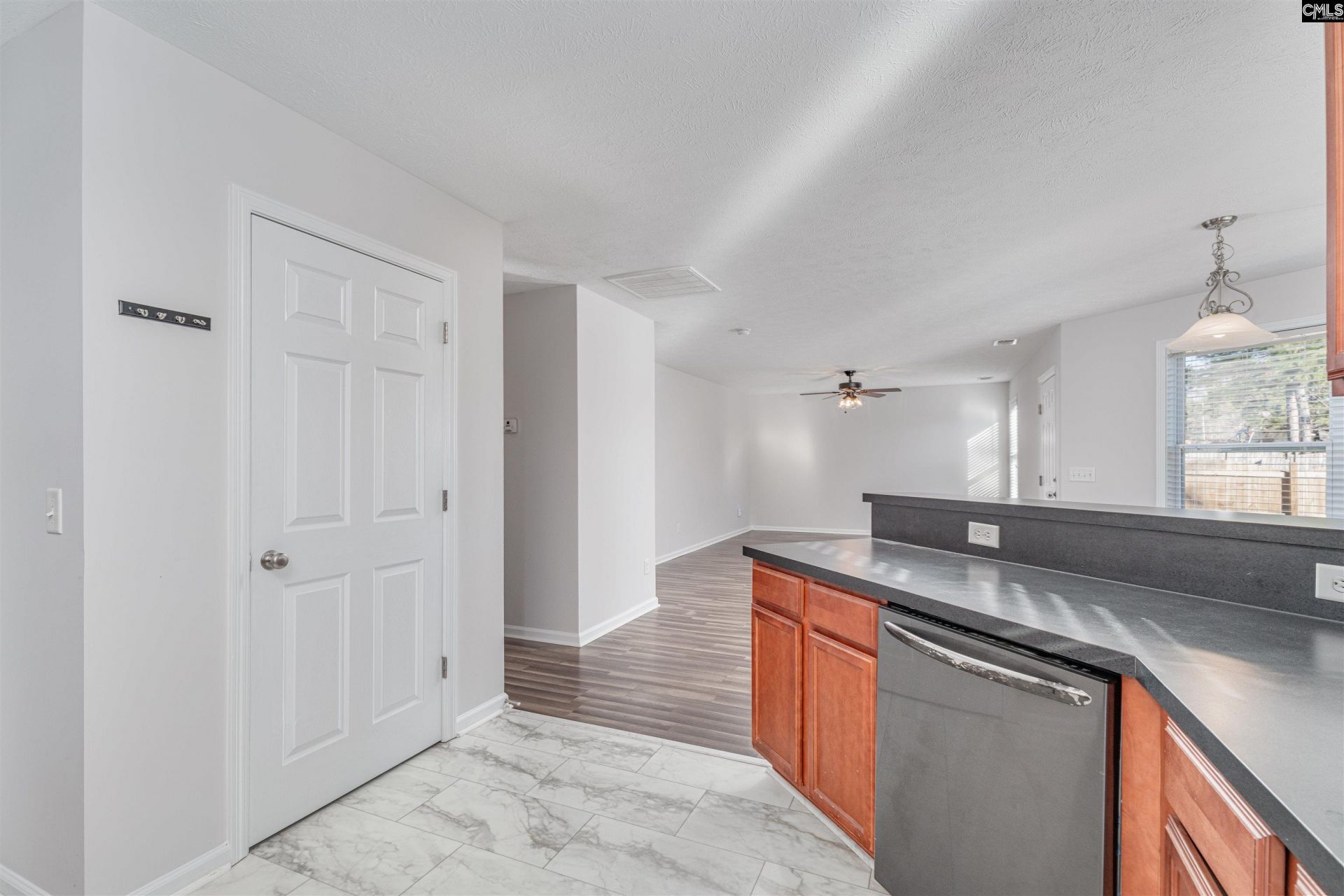 218 Meades Court  Photo 16