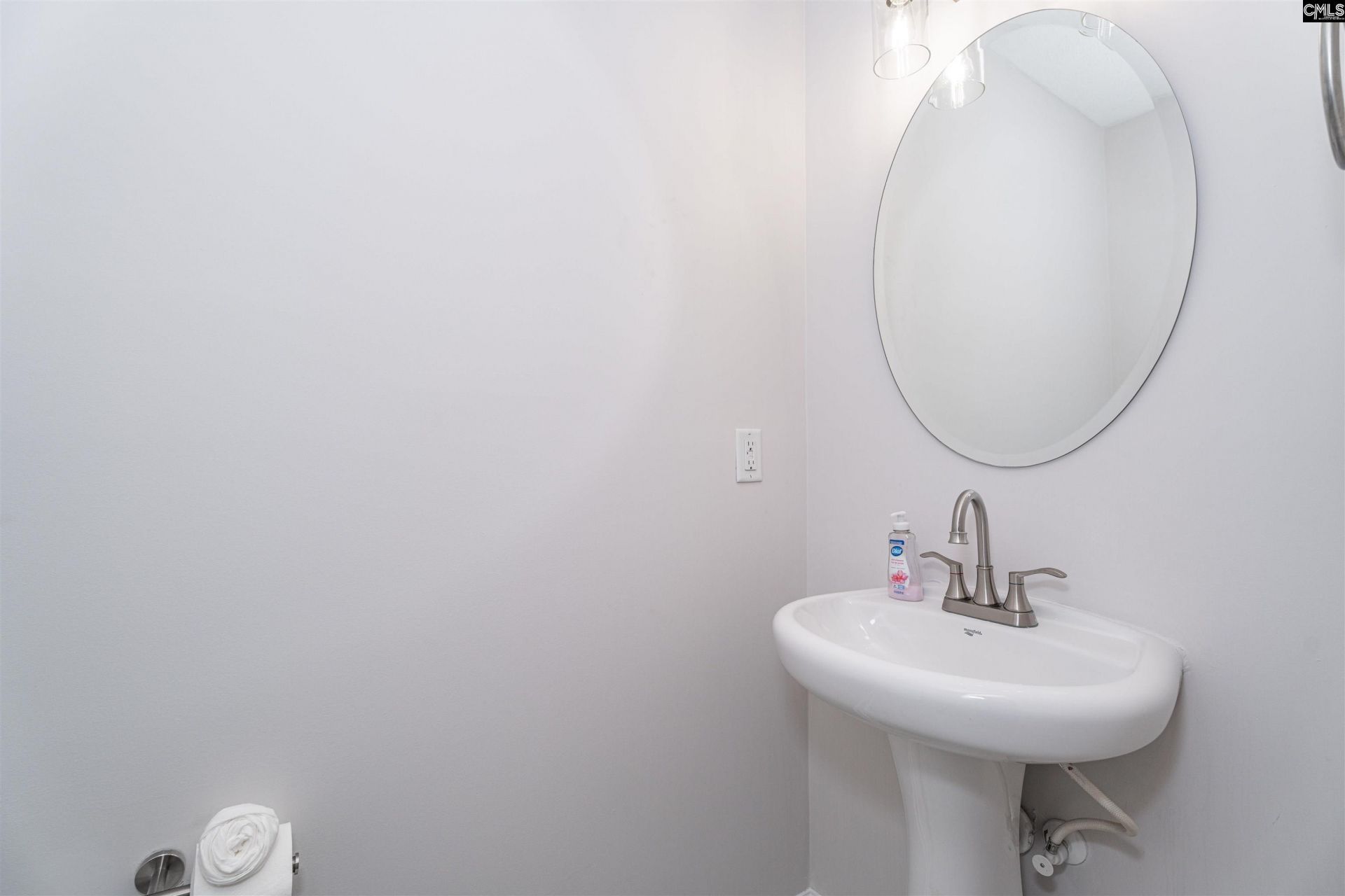 218 Meades Court  Photo 19