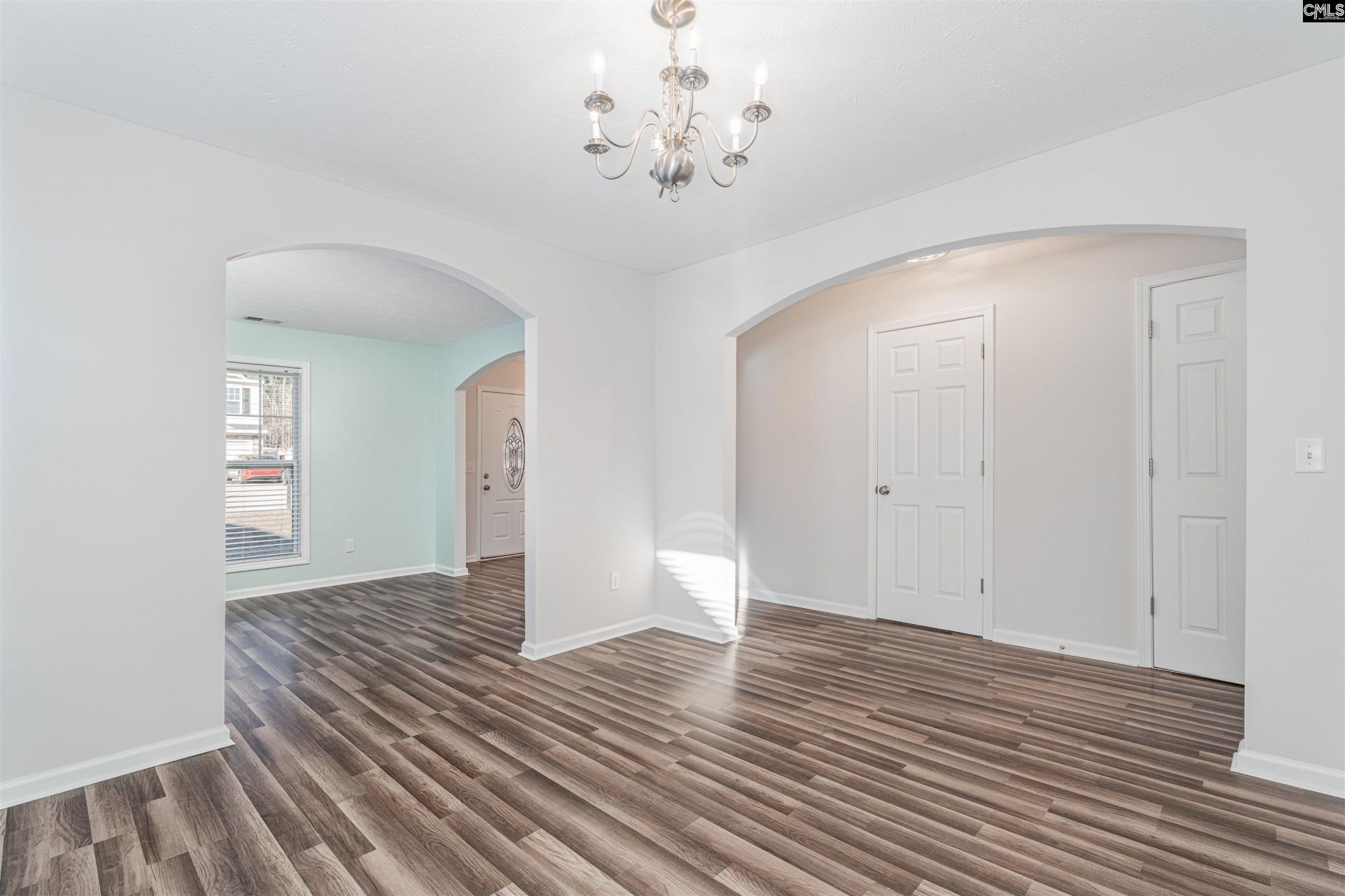 218 Meades Court Photo 9