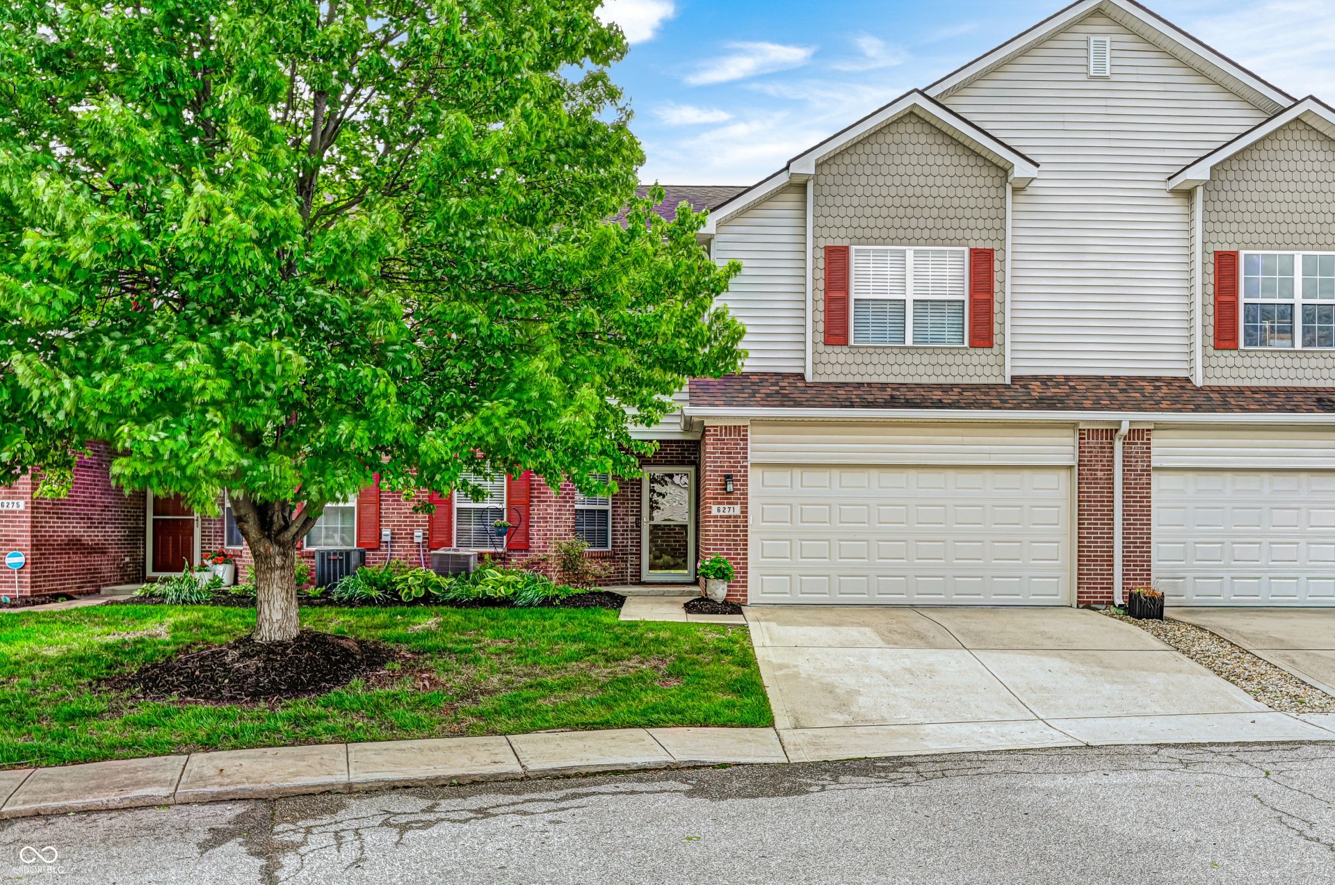 6271 Eller Creek Way, Unit 8, Fishers, IN 46038 Main Photo