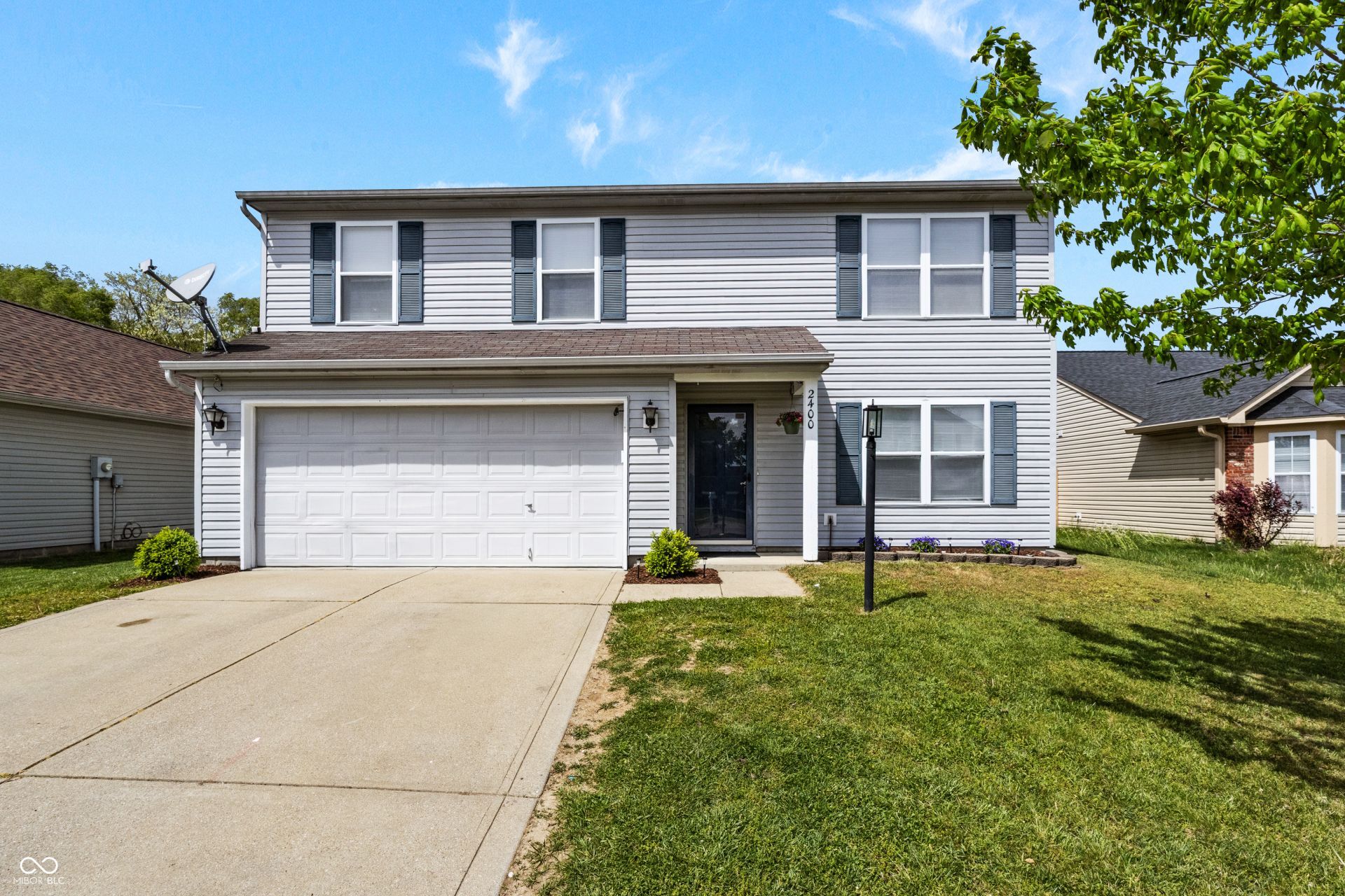 2400 Lakecrest Drive, Columbus, IN 47201 Main Photo