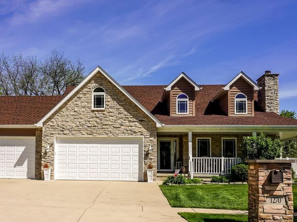 1270 E Greenview Place , Crown Point, IN 46307