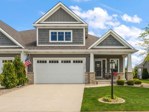 10813 Walnut Drive , St. John, IN 46373