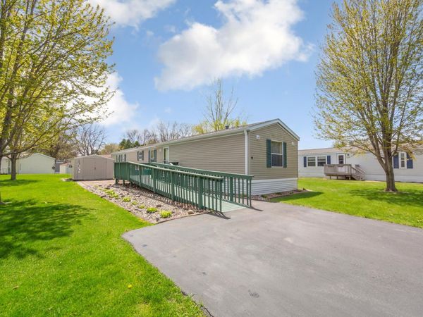 2126 3rd Avenue NW, Unit 93, Owatonna, MN 55060