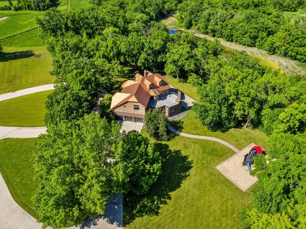 700 62nd Avenue N, Moorhead, MN 56560