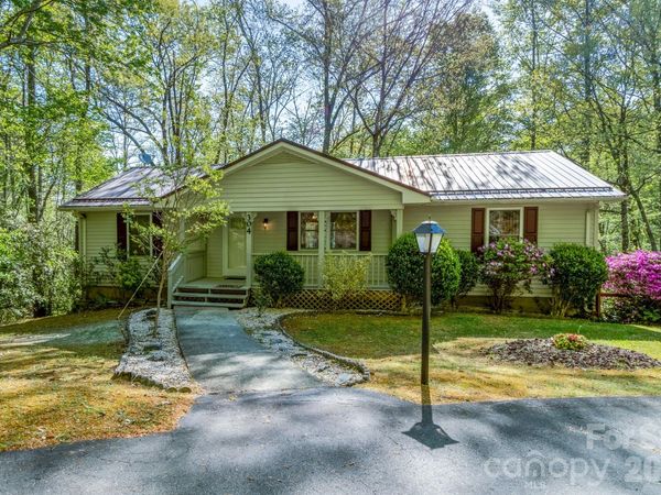 304 Emerald Hills Drive, Unit 14, Pisgah Forest, NC 28768