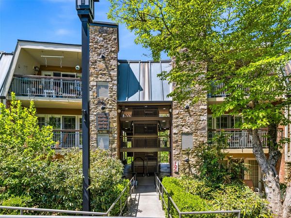 210 Bowling Park Road , Asheville, NC 28803