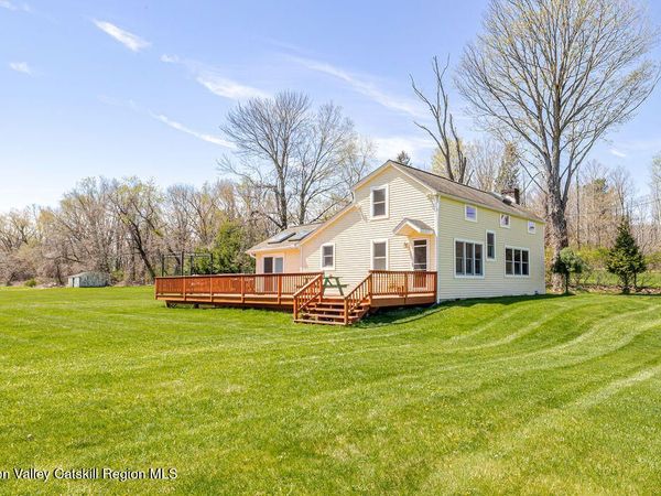 81 Black Grocery Road, Hillsdale, NY 12529